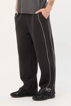 Oscillate Baggy Sweatpant Black