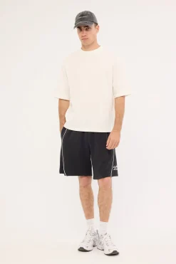 Oscillate Loopback Sweat Short Black