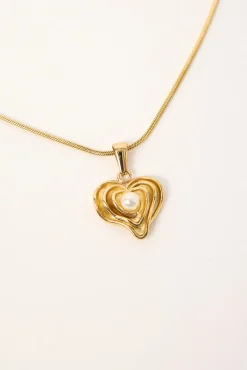 Pearl Heart Necklace Gold