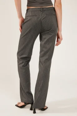 PEPPER PINSTRIPE 90S STRAIGHT LEG PANT Grey Stripe