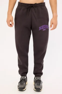 Phillip Varsity Jogger Washed Black