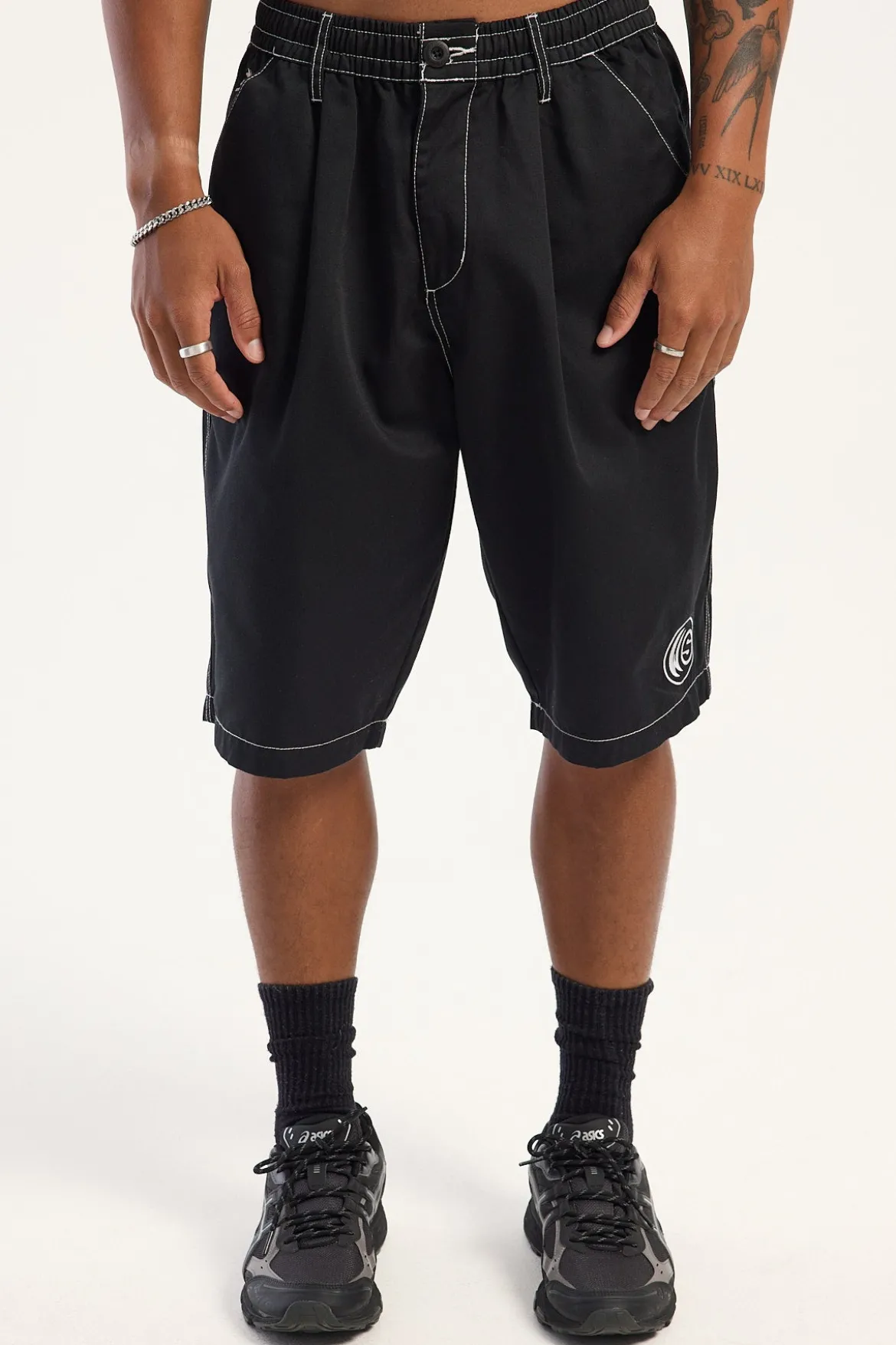 Pleated Baggy Elastic Short Black