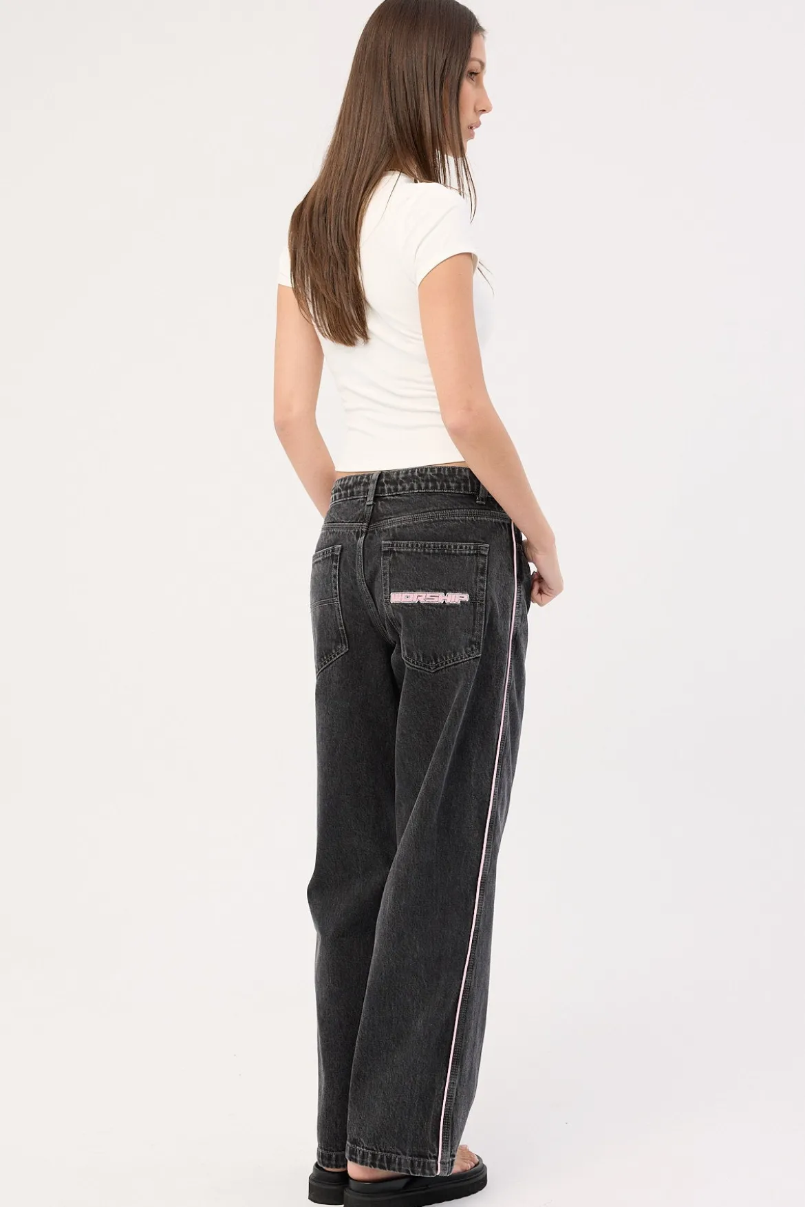 Punter Sloucher Jean Black Rinse