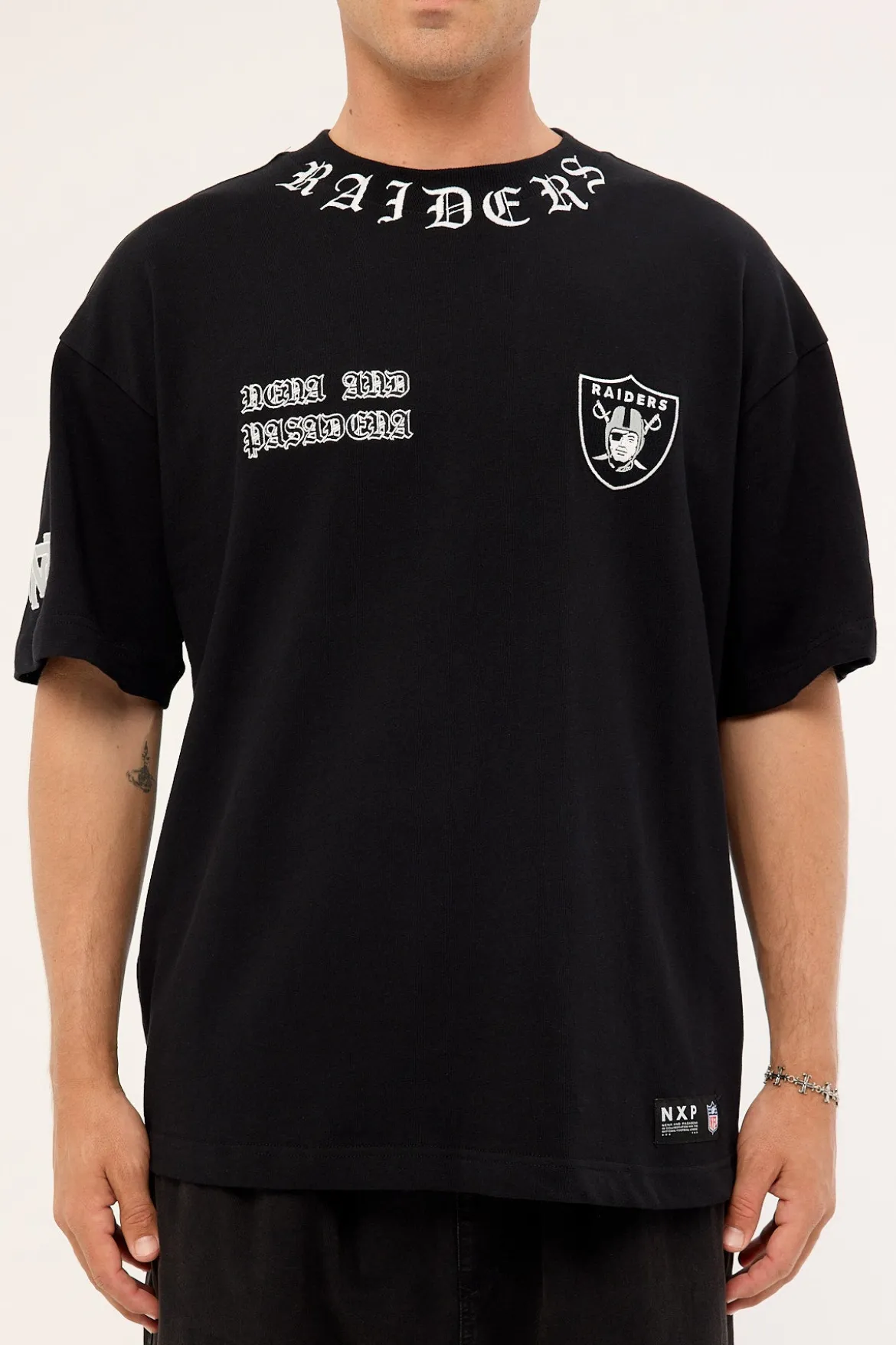 Raiders Shield Tee Jet Black