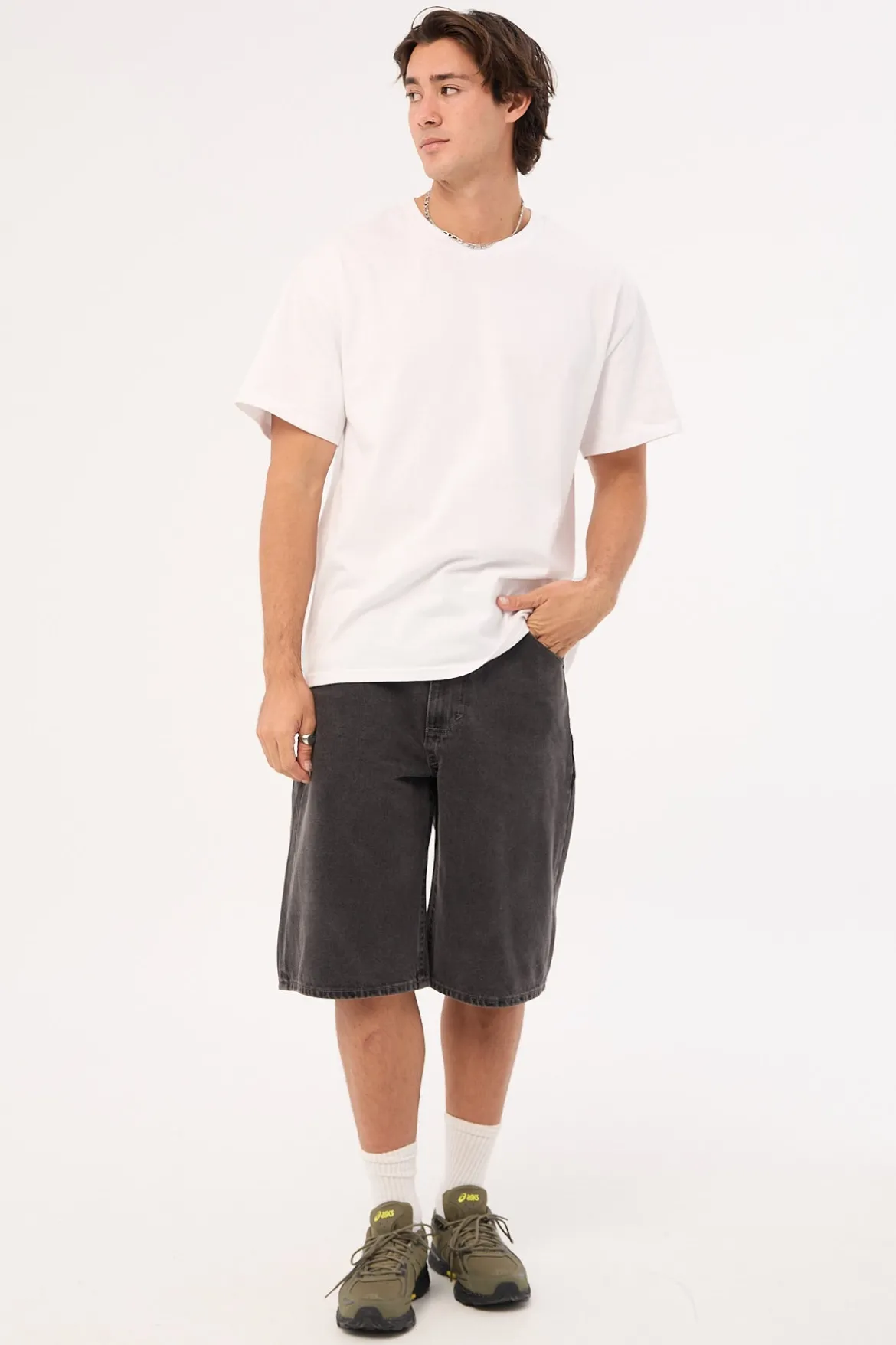 RC A6 Big Board Short Bazza Washed Black