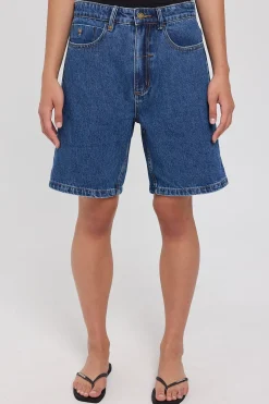 Reagan Evolution Slouch Embro Short Rinsed Blues