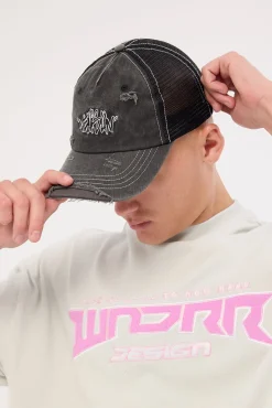 Reflekt Distressed Trucker Cap Washed Black