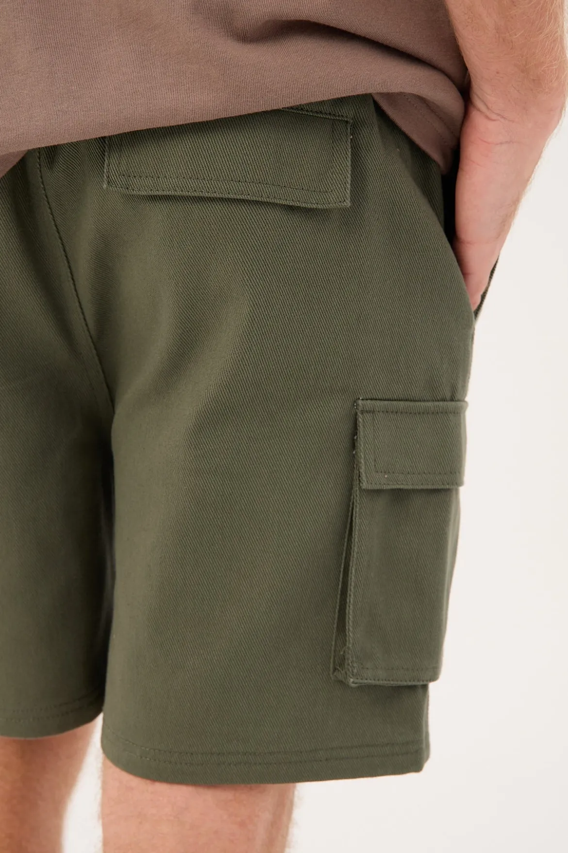 Relaxed Cargo Short Khaki Green