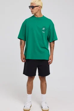Relaxed Walk Short Washed Black