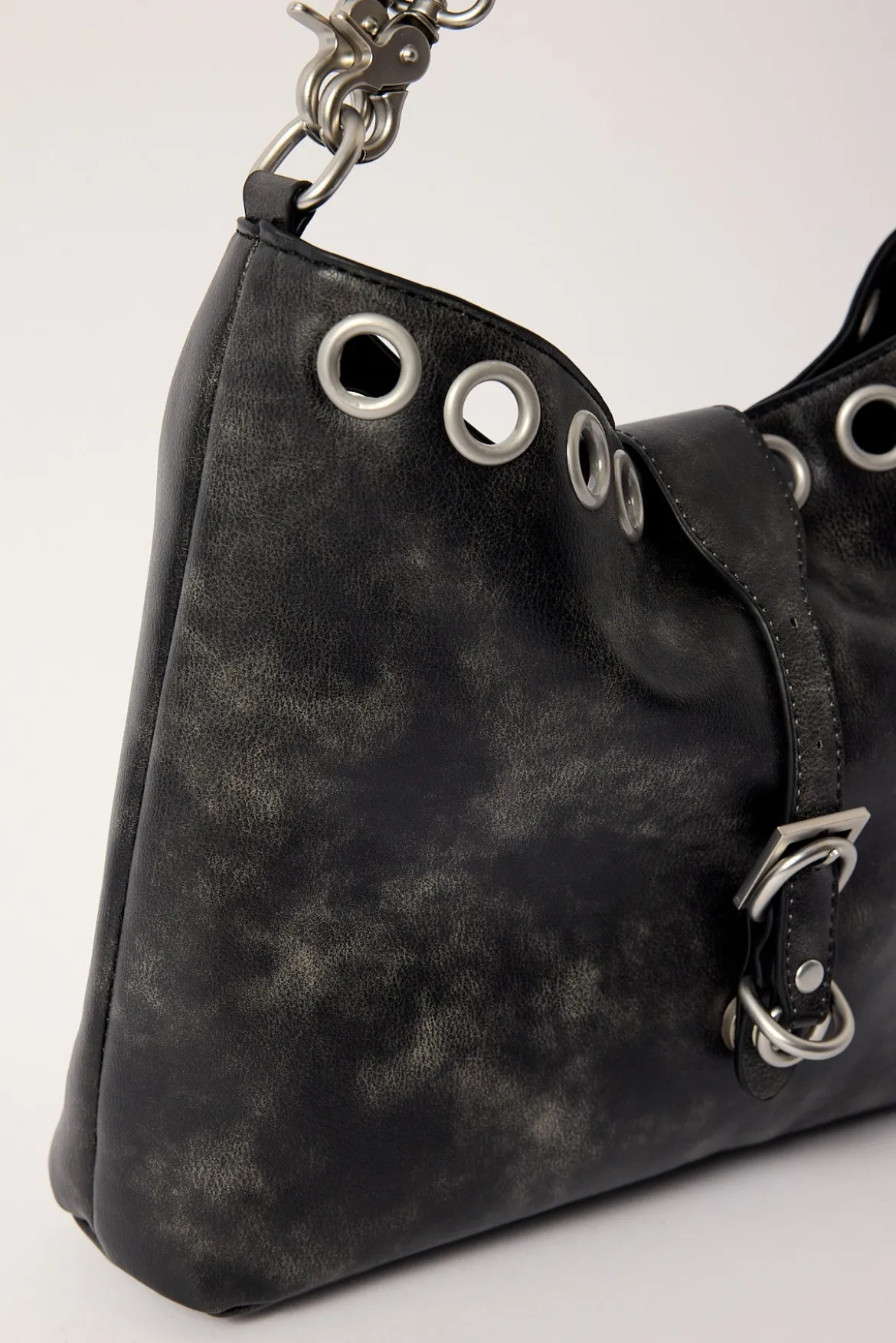 Rivet Large Slouch Bag Washed Black