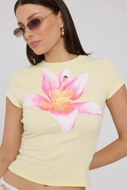 Rose Mallow Flower Tee Yellow