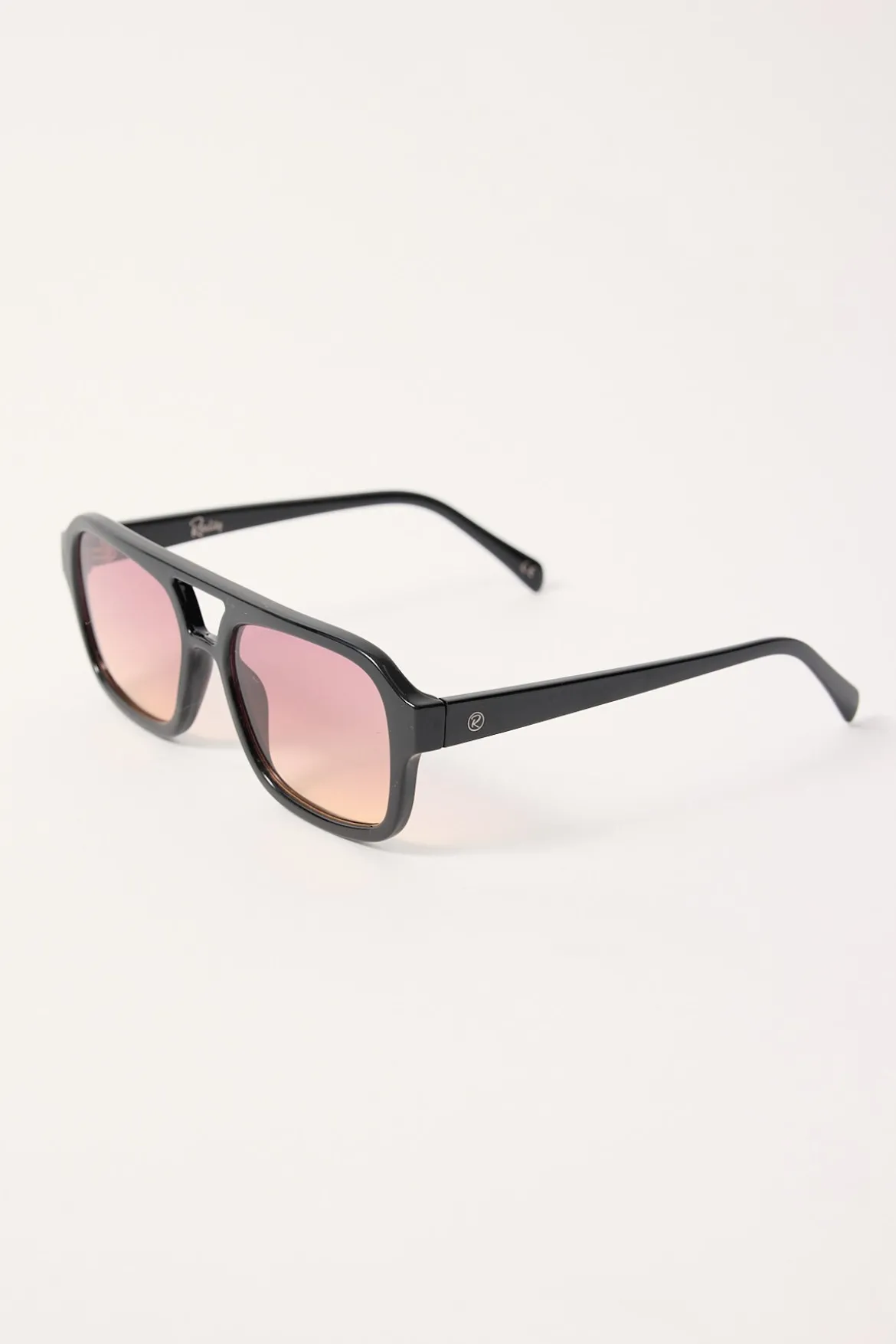 Runway Black/Sunset Lens