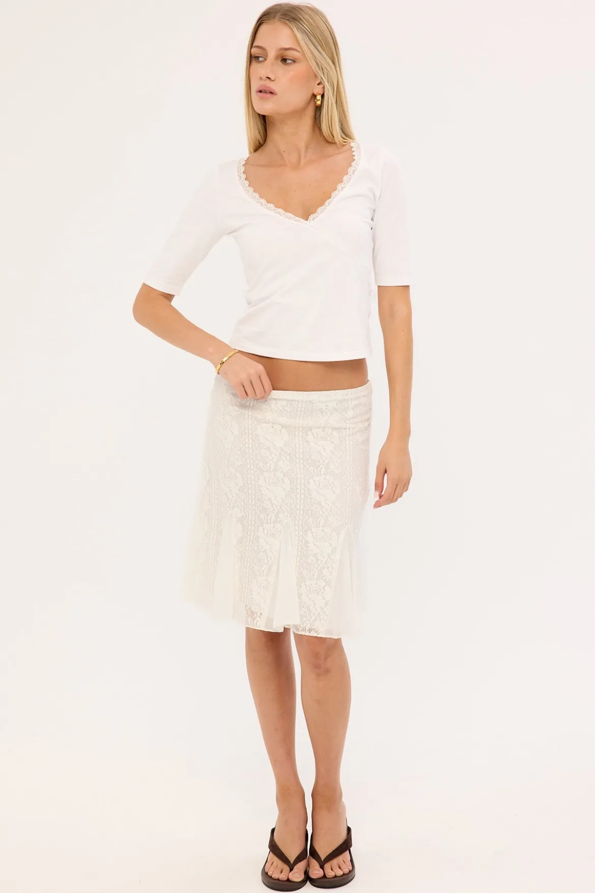 SajiWa 3/4 Sleeve V Neck Top Ivory