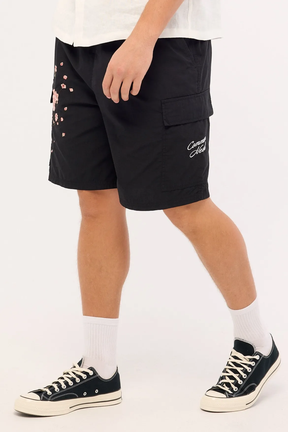 Sakura Cargo Elastic Waist Short Black