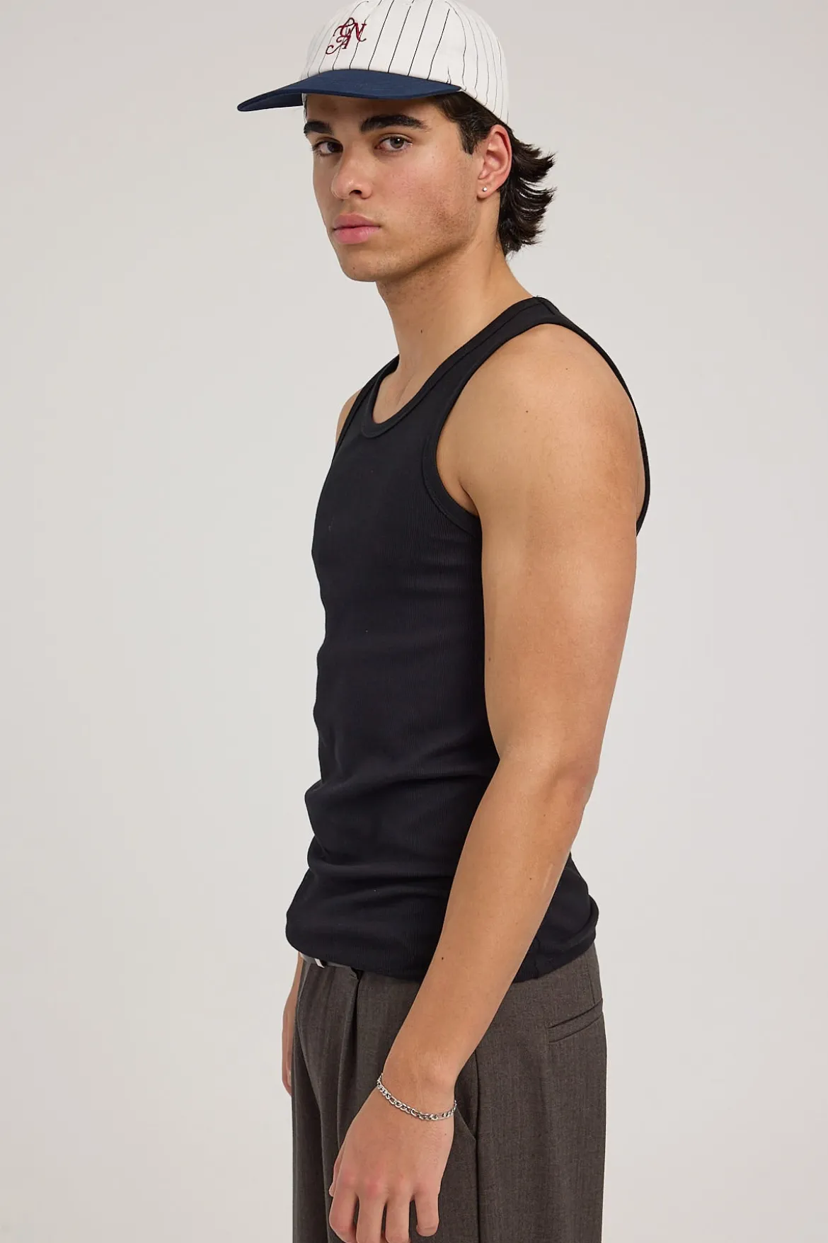 Scoop Neck Singlet Tank Black