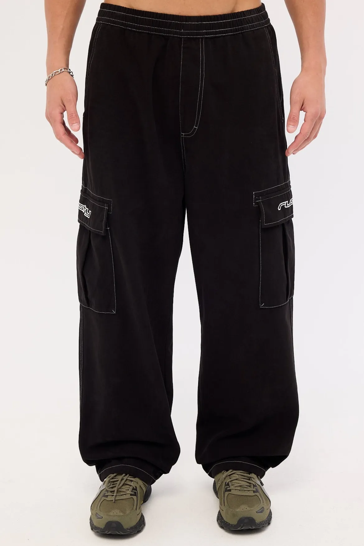 Side Quest Elastic Cargo Pant Black