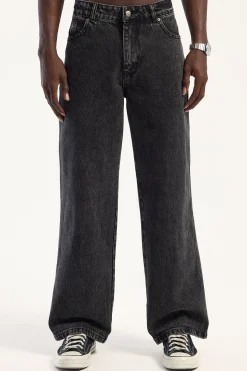 Sloucher Jean Black Rinse