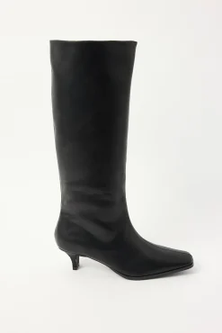 Spicy Smooth Boot Black