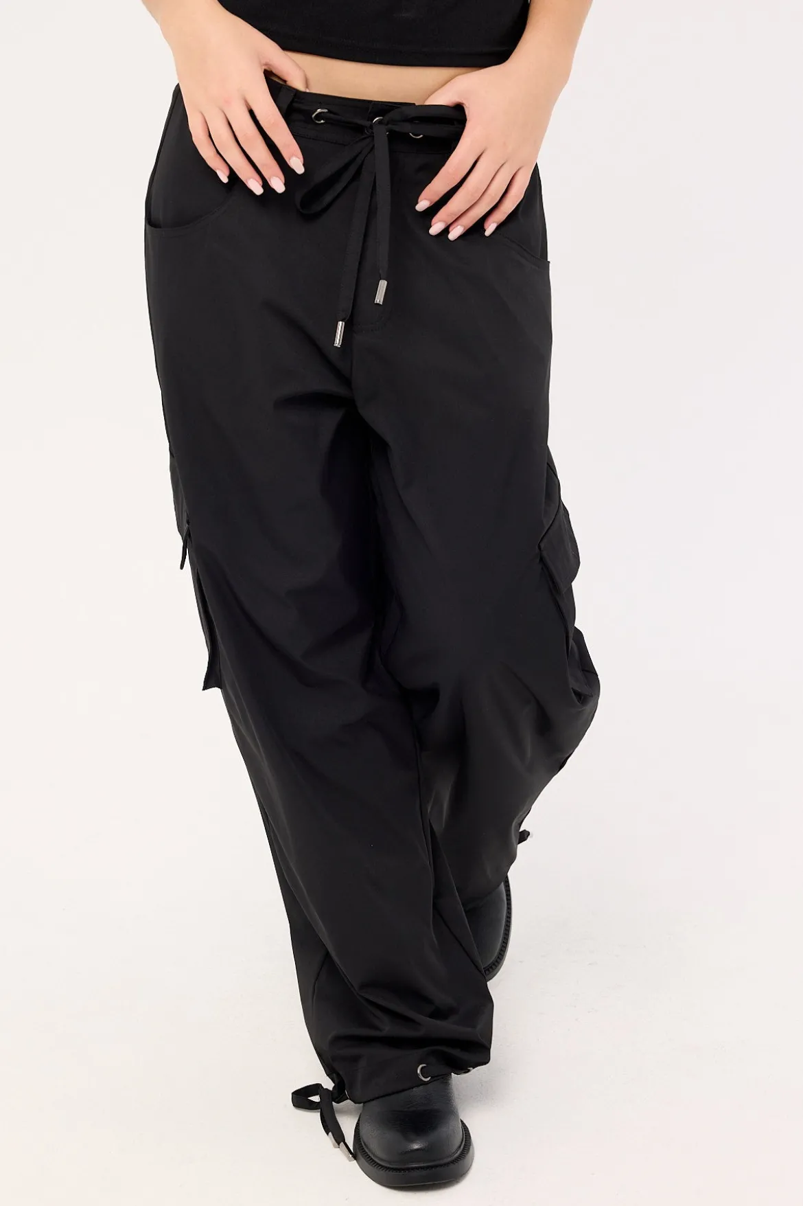 Strata Cargo Pant Black