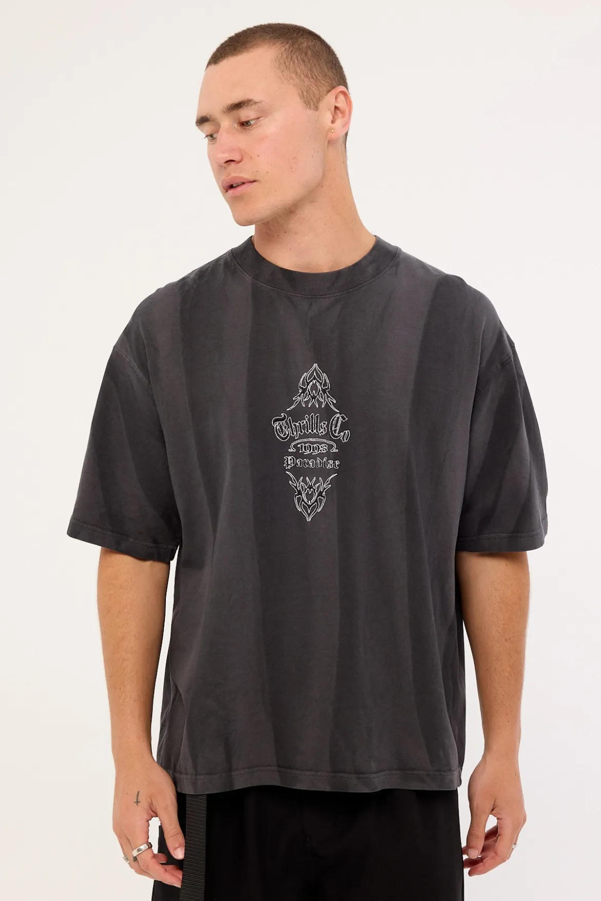 Superstition Sunfade Box Fit Oversize Cropped Tee Dark Sunfade Bleach Charcoal
