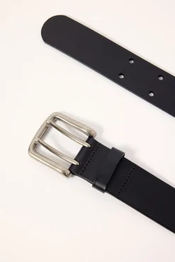 Tease Leather Stud Belt Black