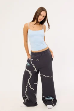 Tempest Straight Leg Trackpant Washed Black