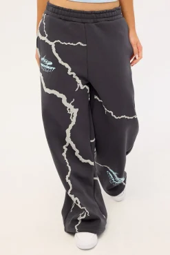 Tempest Straight Leg Trackpant Washed Black