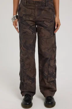 The Woods Cargo Pant Camo