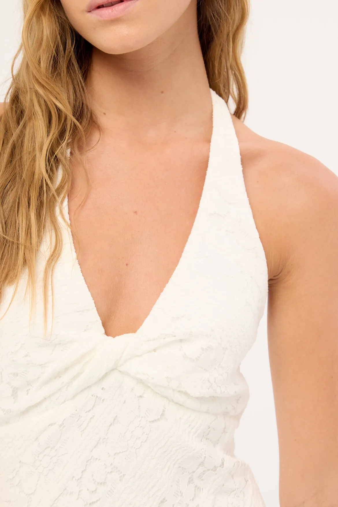 Thessia Twist Maxi Dress White