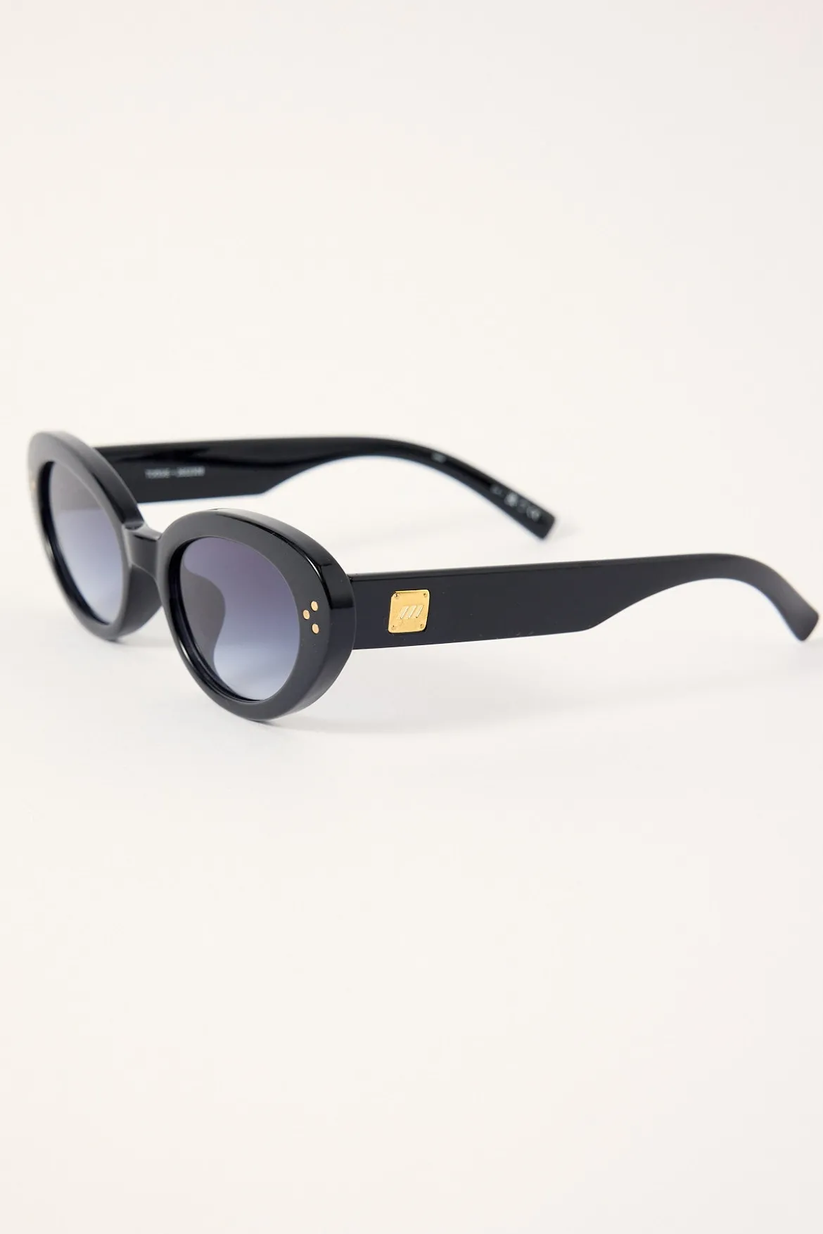 Tootsie Black/Smoke Grad