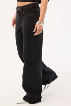 Top Model Jean Charcoal