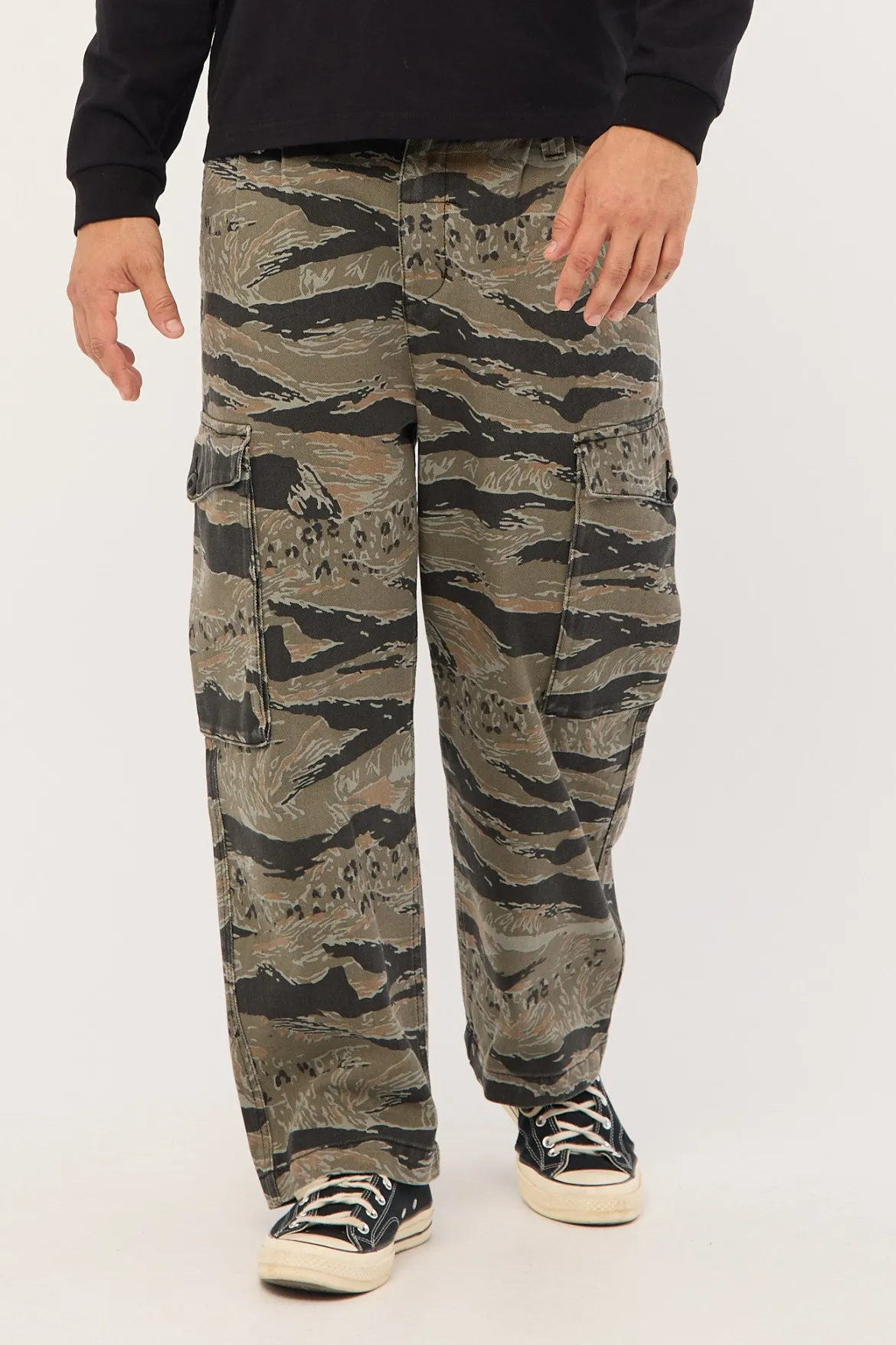 Transmission Big Slacker Cargo Pant Black Tiger
