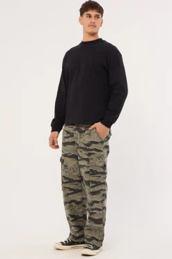 Transmission Big Slacker Cargo Pant Black Tiger