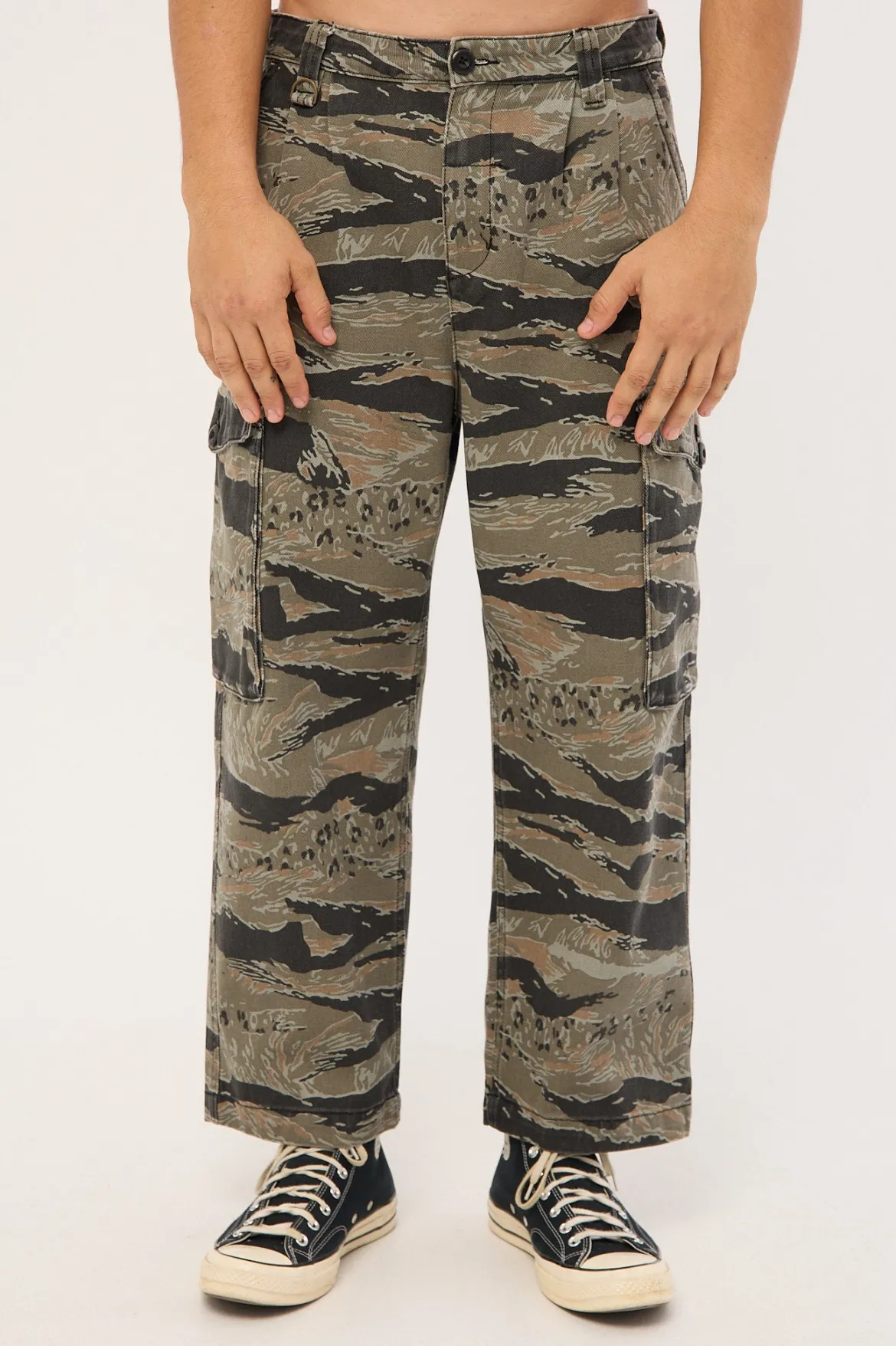 Transmission Big Slacker Cargo Pant Black Tiger