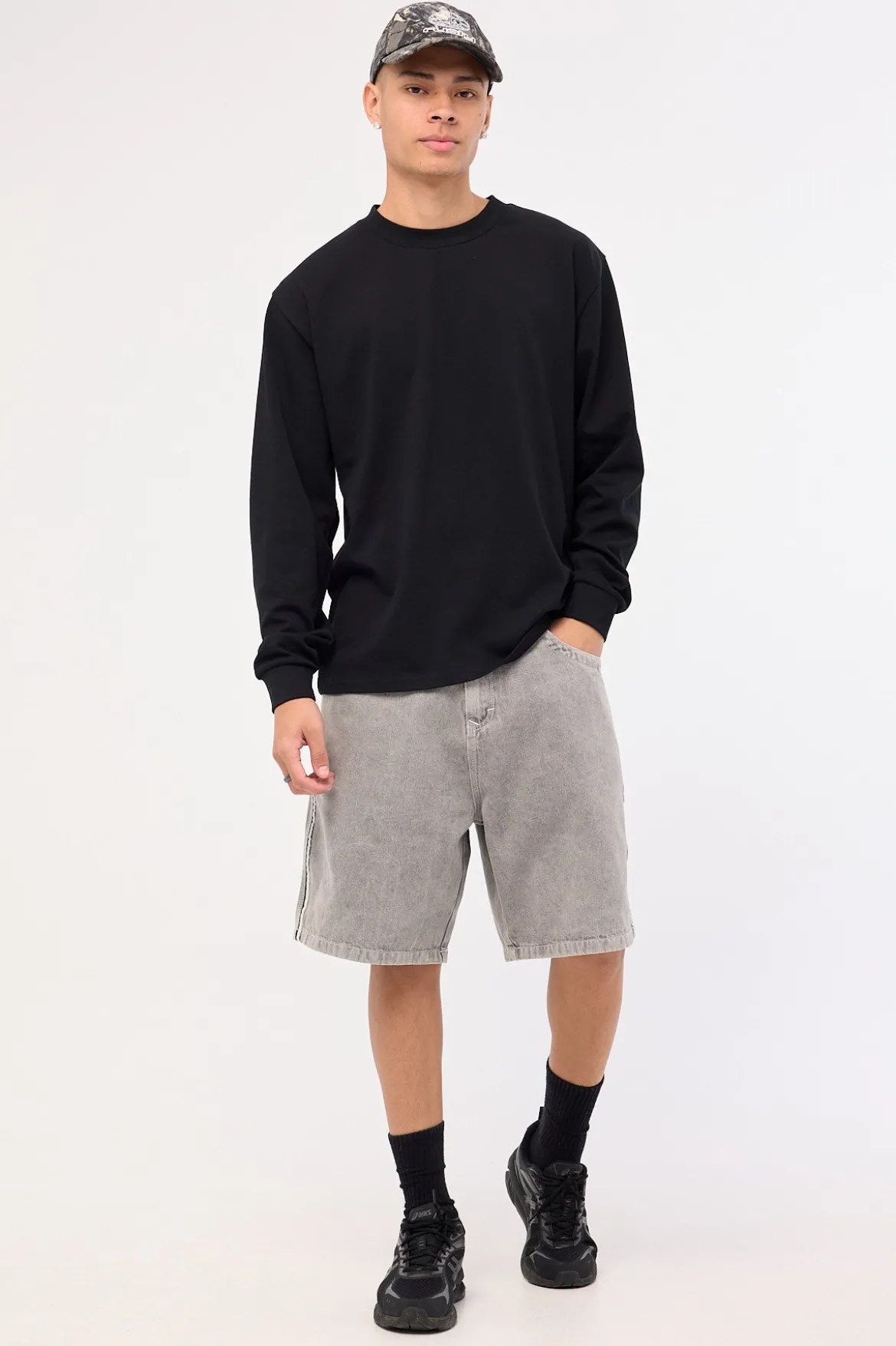 Turbo Daddy Baggy Jort London Summer