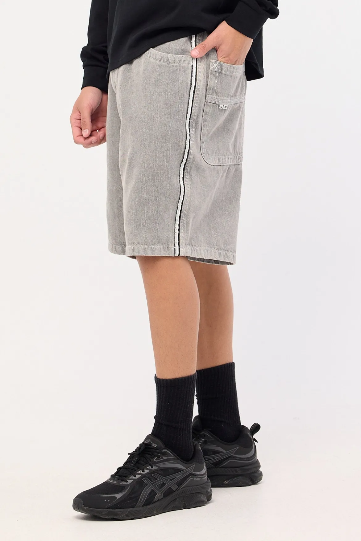 Turbo Daddy Baggy Jort London Summer