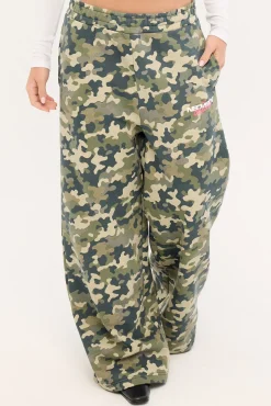 Vanish Camo Straight Leg Trackpant Camo