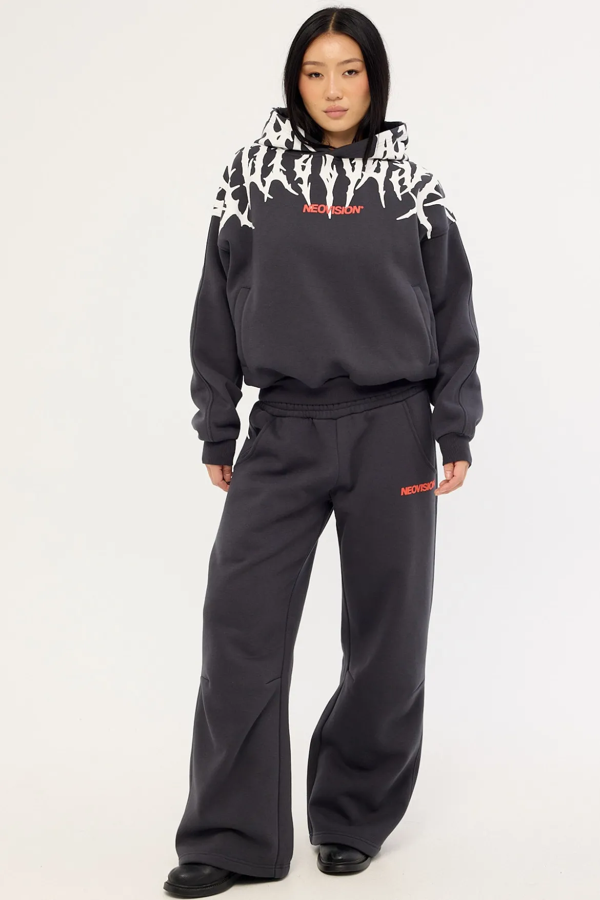 Virus Wide Leg Trackpant Washed Black
