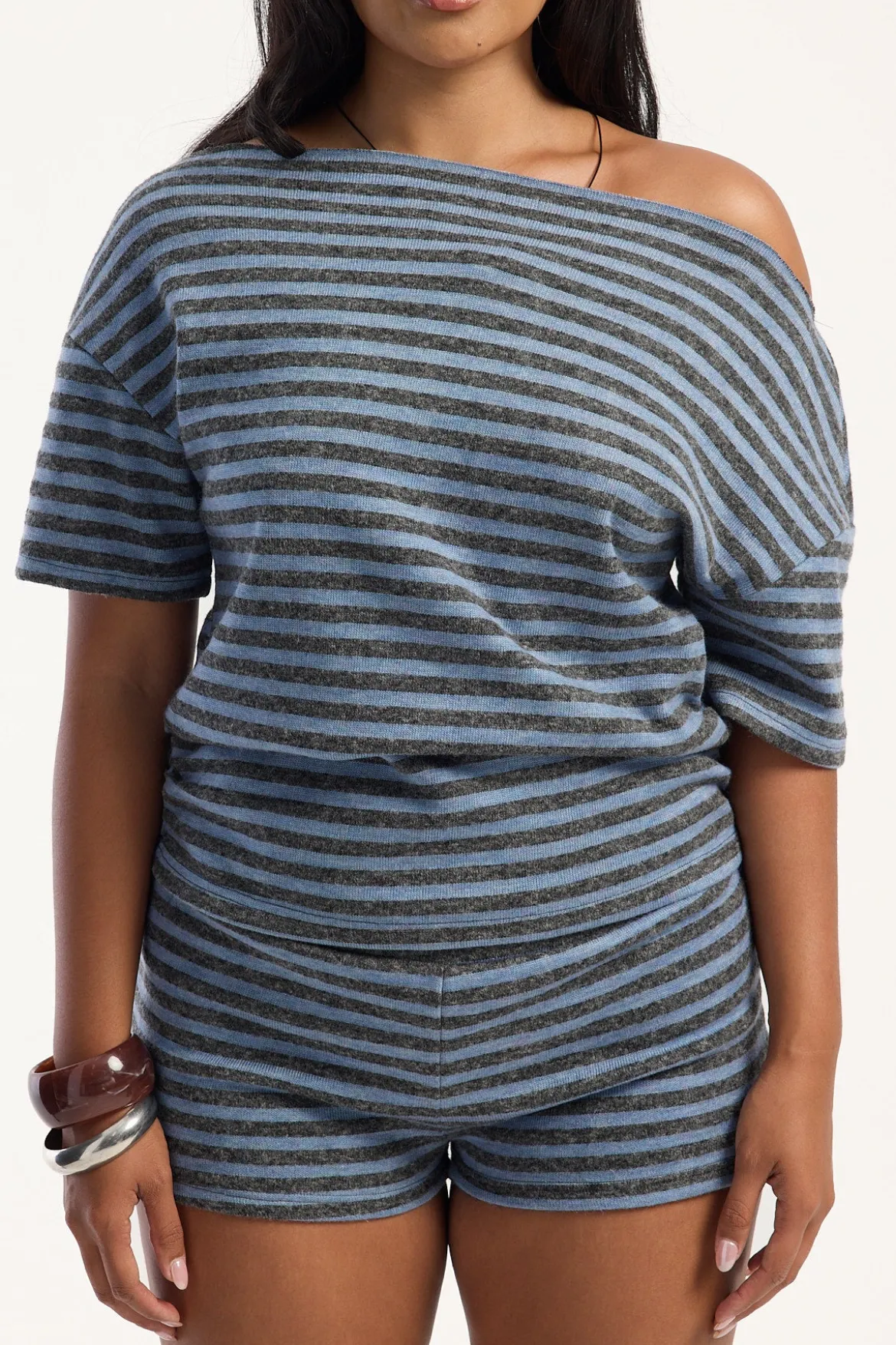 Wildlands Tee Grey Blue Stripe