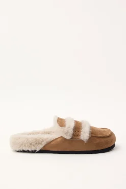 Yuki Fluffy Loafer Tan