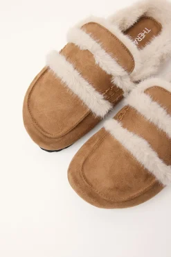 Yuki Fluffy Loafer Tan